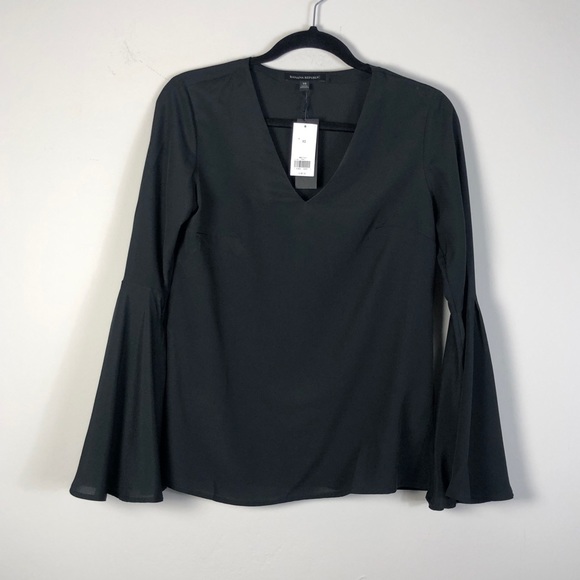 Banana Republic Tops - NWT Banana Republic V Neck Bell Sleeve Blouse XS